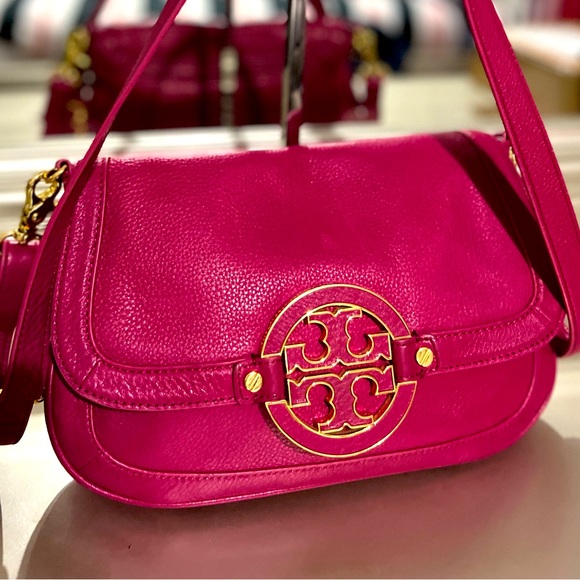 Tory Burch Handbags - Tory Burch Crossbody Bag